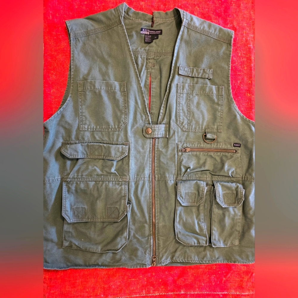 5.11 Tactical Series Style 80001 Men's XL Grey/Green Utility Vest